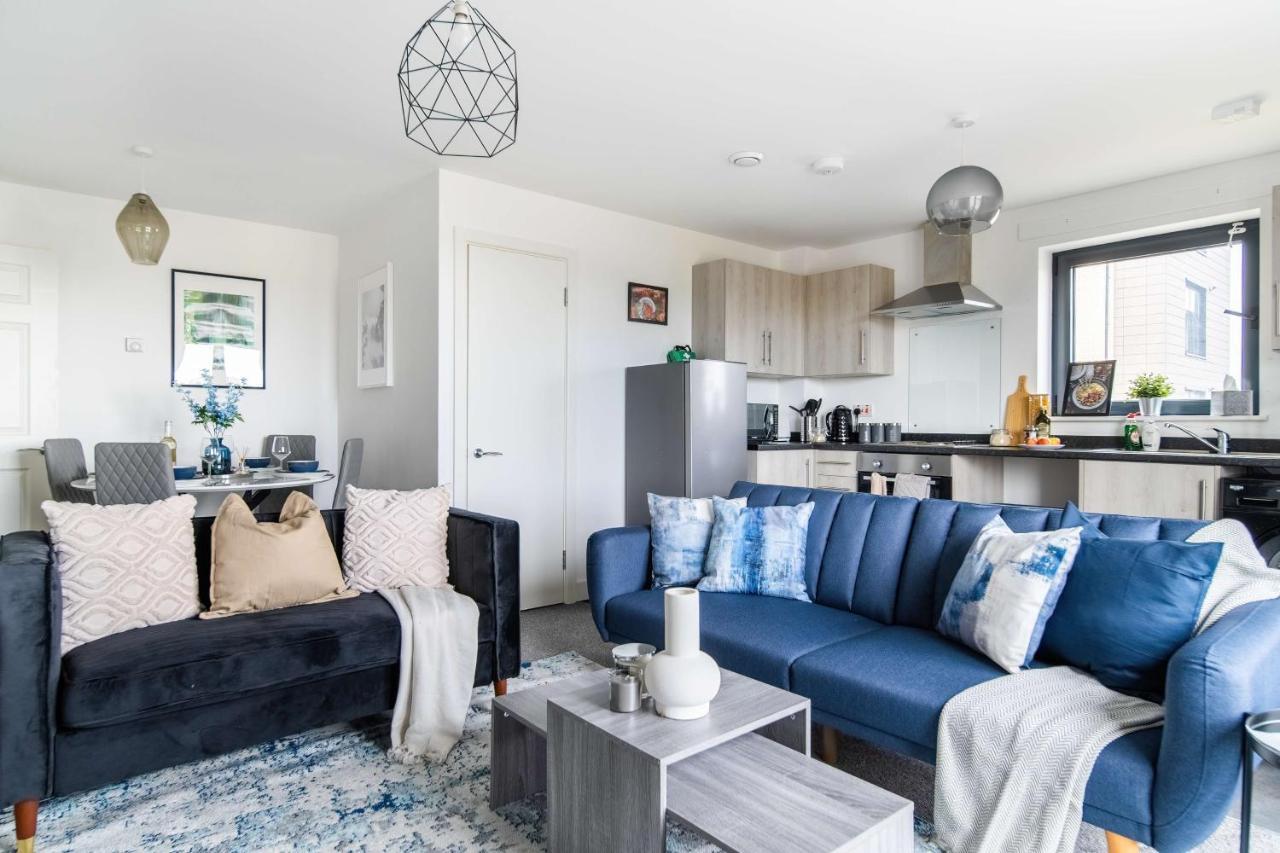 Livestay-New Private Apartment Building Minutes From Heathrow Slough Luaran gambar
