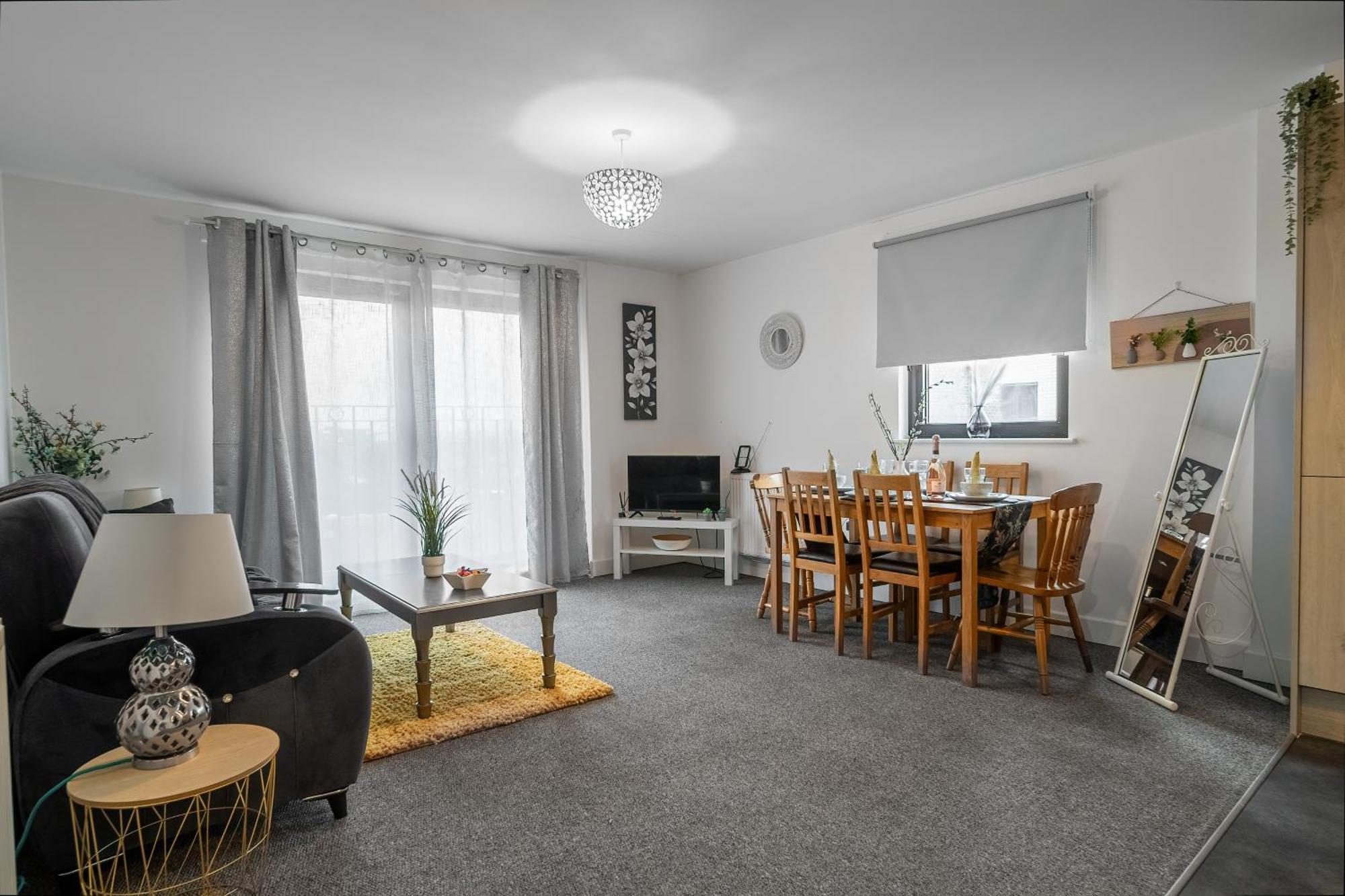 Livestay-New Private Apartment Building Minutes From Heathrow Slough Luaran gambar